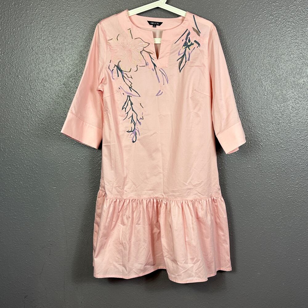 Misook Embroidered Dress Pink Size Small Poplin Drop Waist Floral V Neck